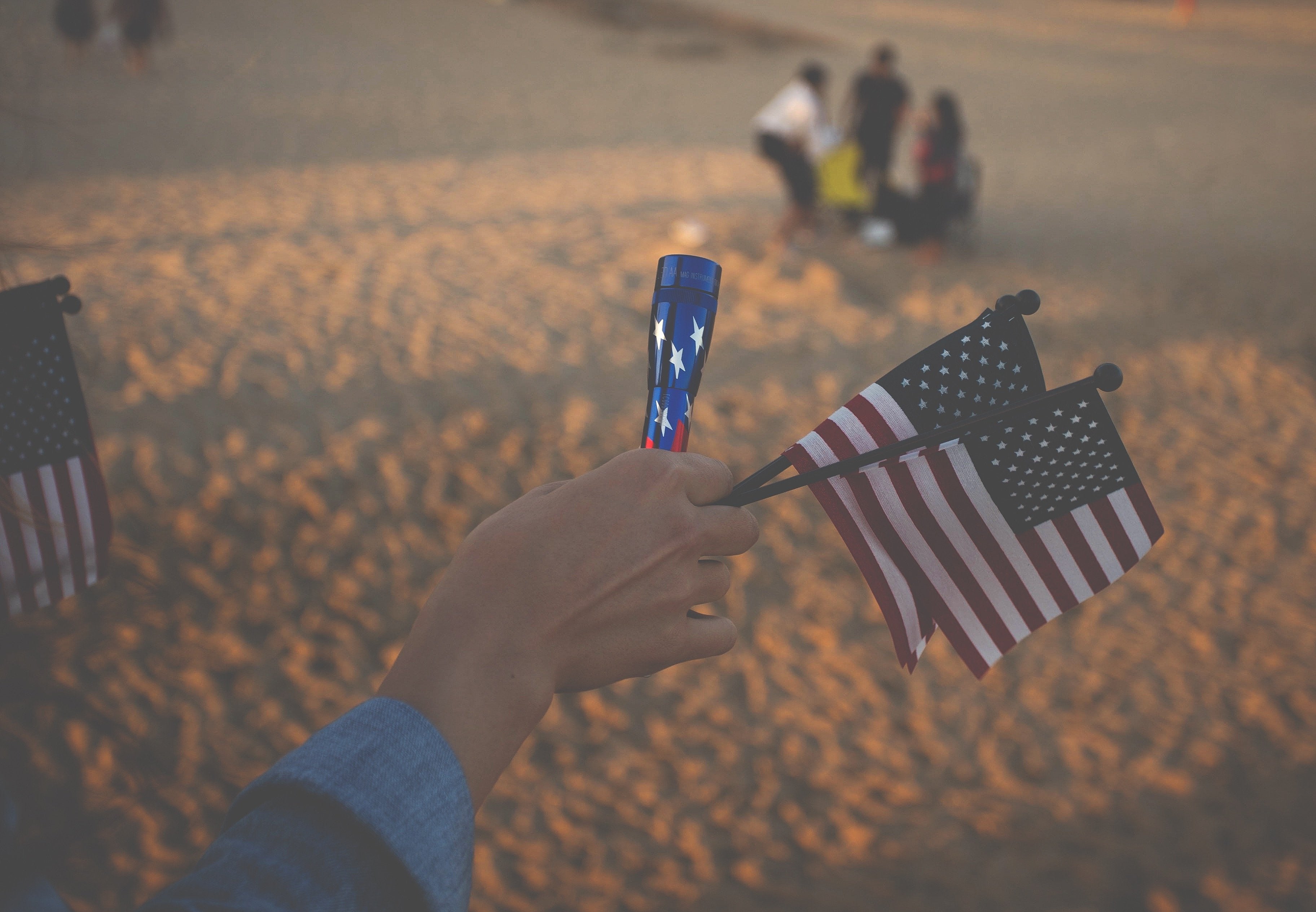Mini Maglite 懐中電灯 アメリカ国旗デザイン〔限定〕 Flag-lite Limited Edition Mini Maglite LED Flashlight