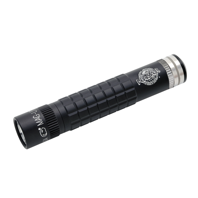 Maglite MAG-TAC LED Rechargeable 671 lumens Plain Bezel USB charging boxed  – UK Outdoor Store