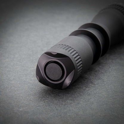 Mag-Tac® 2 LED Crown Bezel Flashlight – 221-Meter Beam, 4-Hour Runtime & 398 Lumens